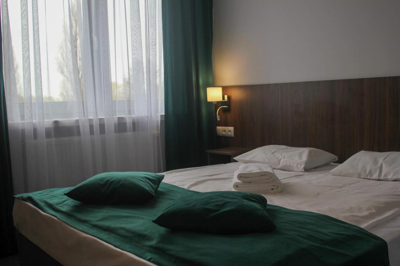 Eurohotel Baniocha Buitenkant foto