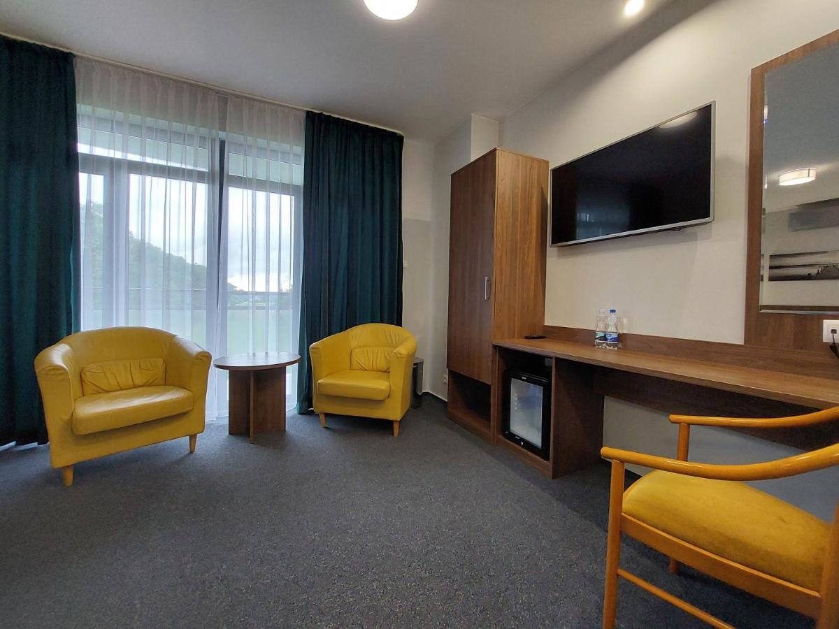 Eurohotel Baniocha Buitenkant foto