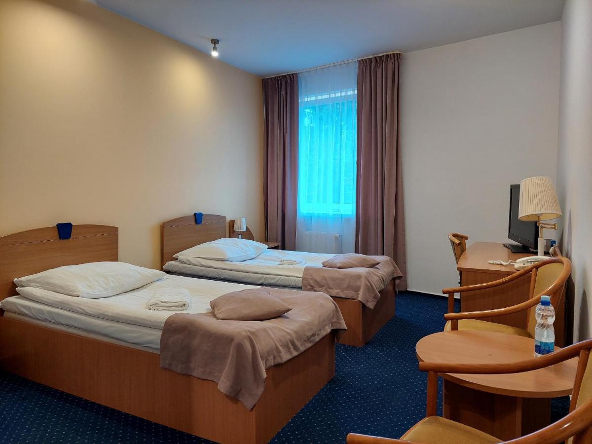 Eurohotel Baniocha Buitenkant foto