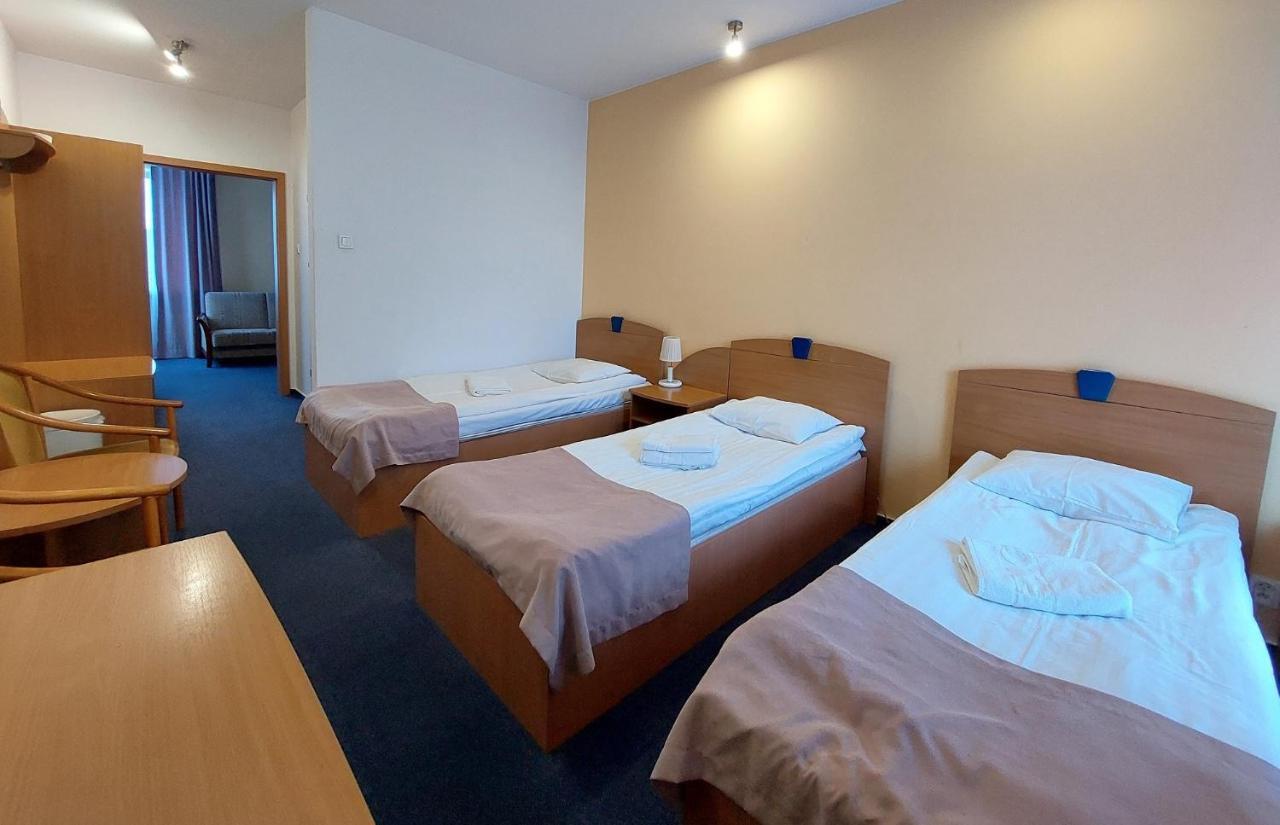 Eurohotel Baniocha Buitenkant foto