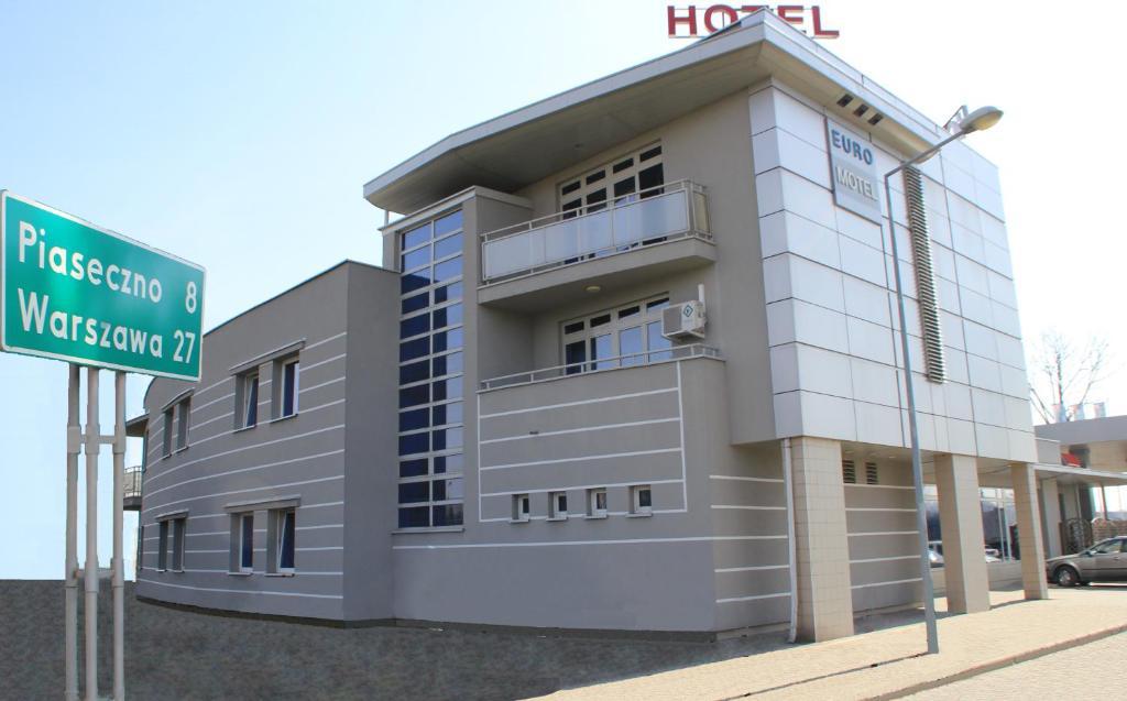 Eurohotel Baniocha Buitenkant foto